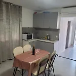 Zale Zára