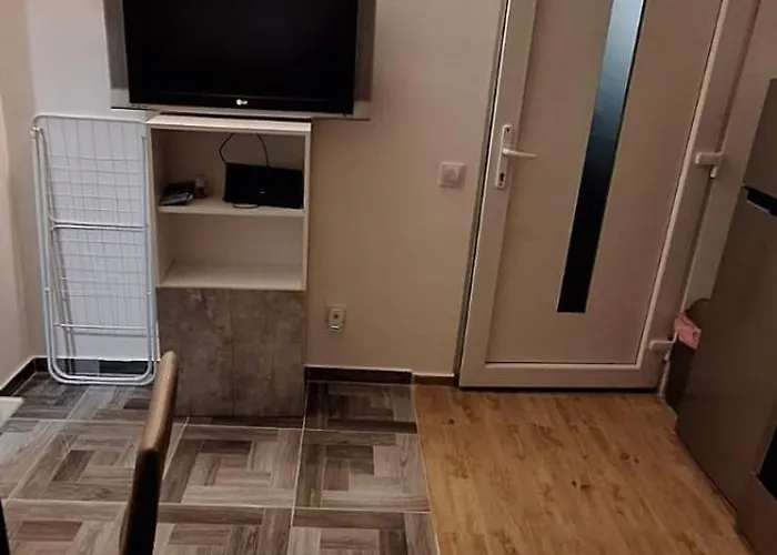 Zale Apartment