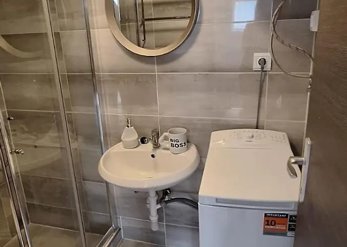 Zale Apartment
