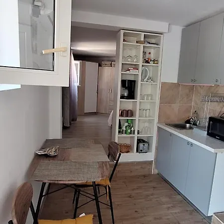 דירה Zale